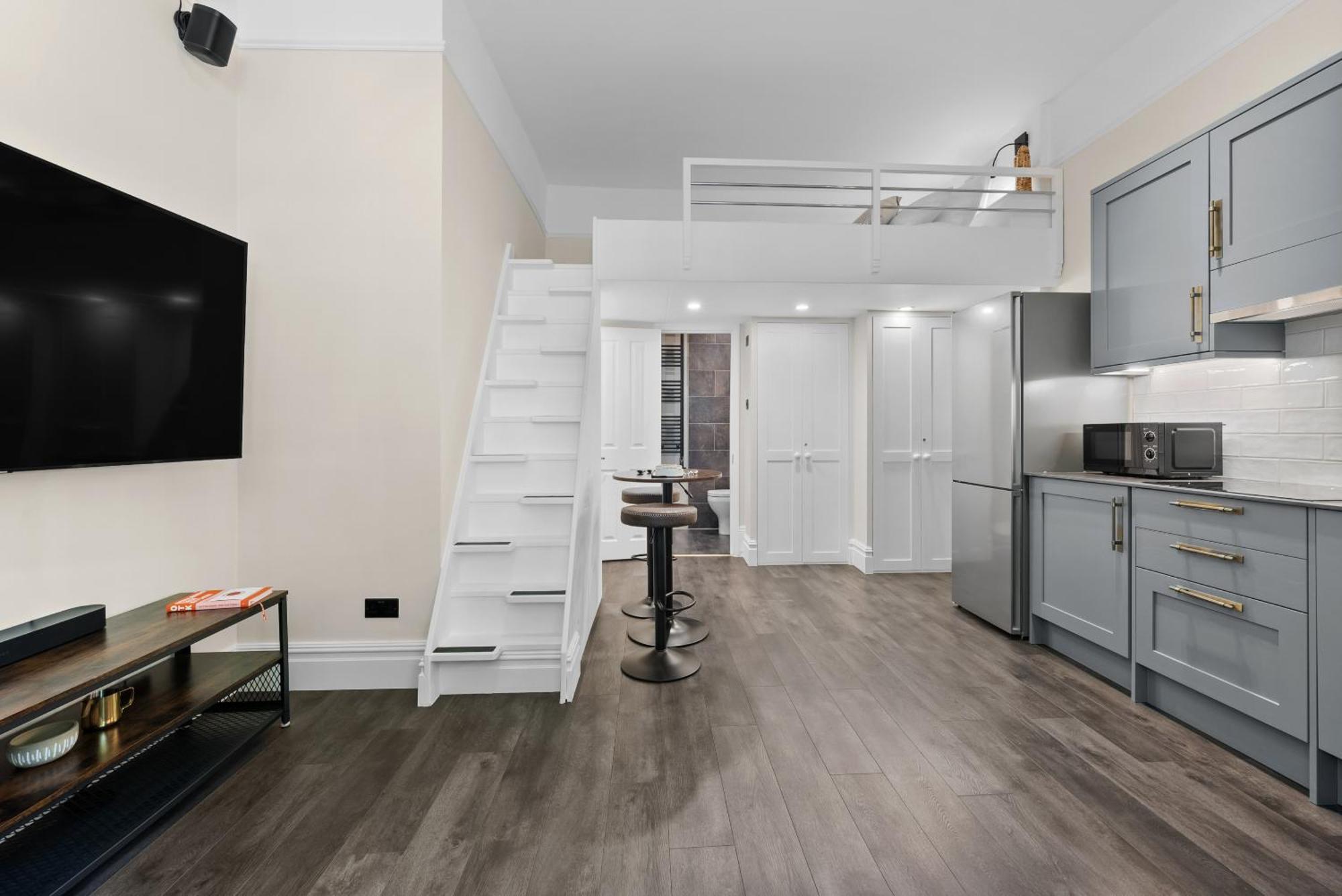 Vichy - The Hampstead Star | Prime Location Apartment London Bagian luar foto