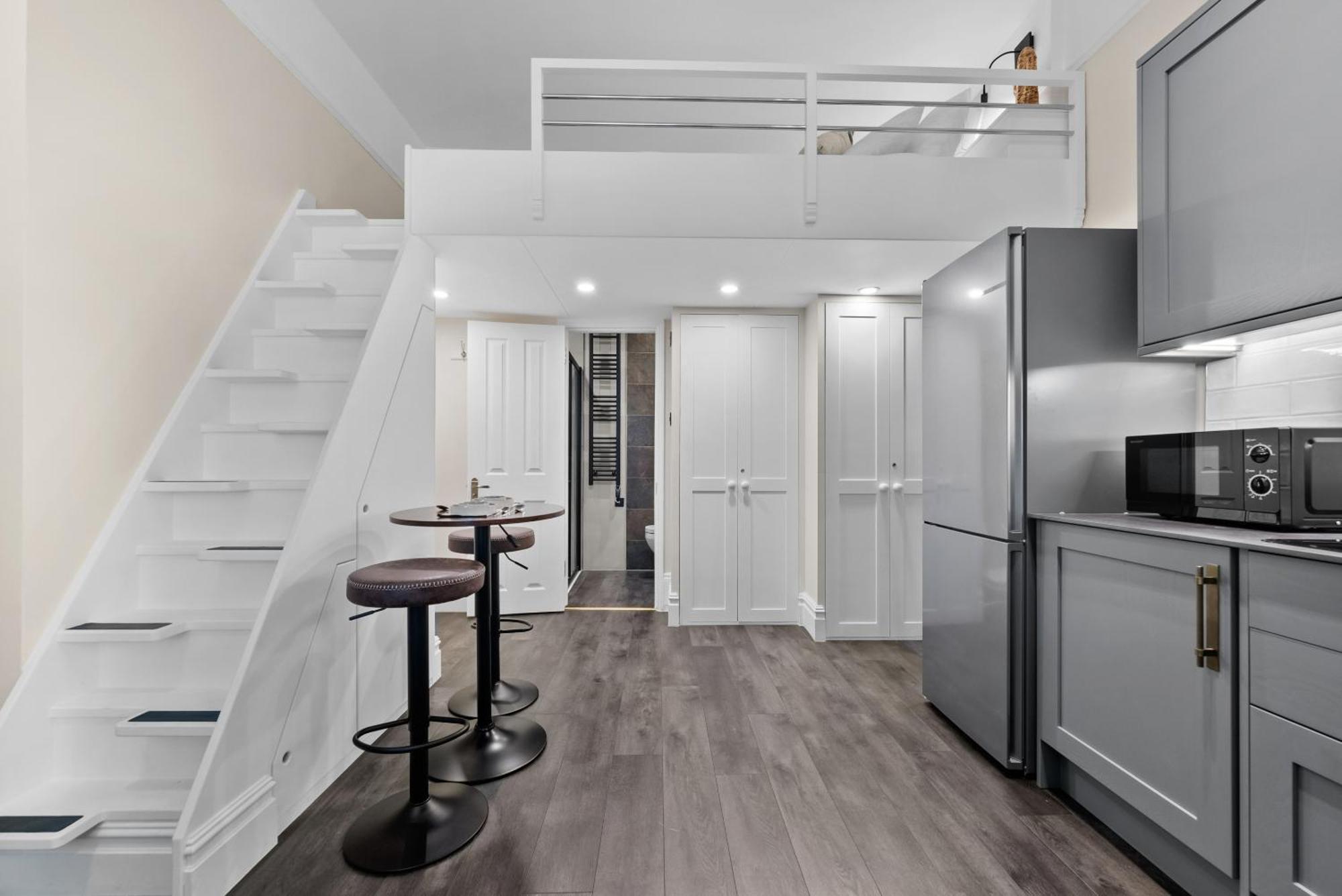 Vichy - The Hampstead Star | Prime Location Apartment London Bagian luar foto